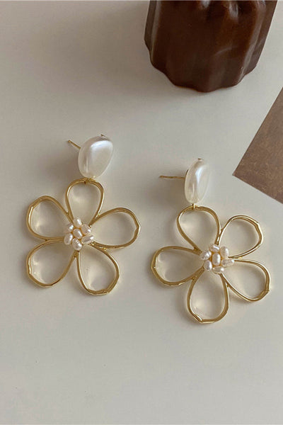 Simple Hollow Flower Pearl Earrings