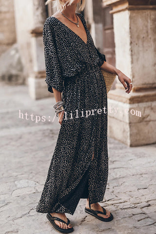 Soft and Elegant Printed Kimono Sleeve Stretchy Waist Pocketed Slit Maxi Dress