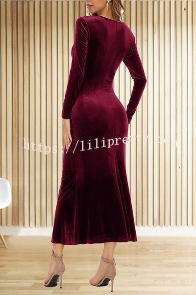 Solid Color Velvet Long Sleeve V-neck Slim Fit Fishtail Maxi Dress