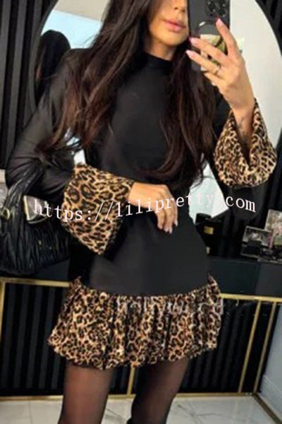 Fashionable Splicing Leopard Print Bell Sleeve Stretch Mini Dress