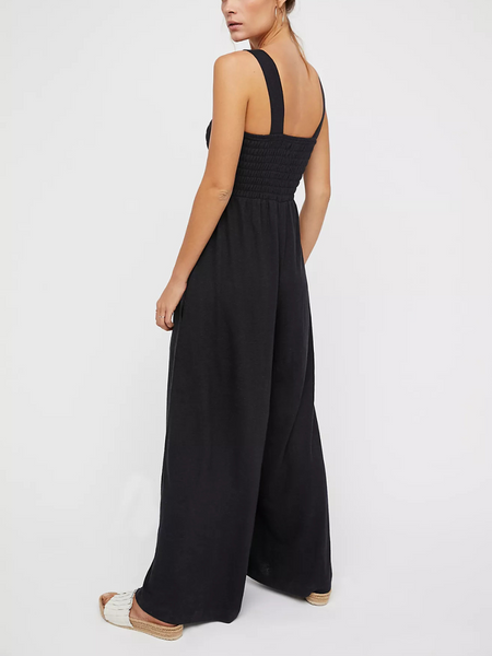 SHORE VACAYS SMOCKED POCKETED WIDE LEG JUMPSUIT - BLACK